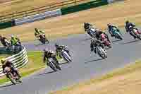 Vintage-motorcycle-club;eventdigitalimages;mallory-park;mallory-park-trackday-photographs;no-limits-trackdays;peter-wileman-photography;trackday-digital-images;trackday-photos;vmcc-festival-1000-bikes-photographs